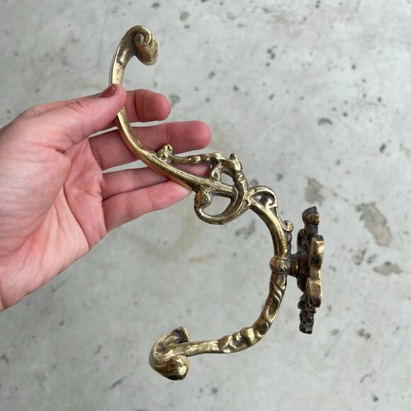 French Baroque Double Wall Hook - Picture 7 of 15